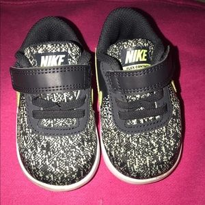Nike toddler shoes